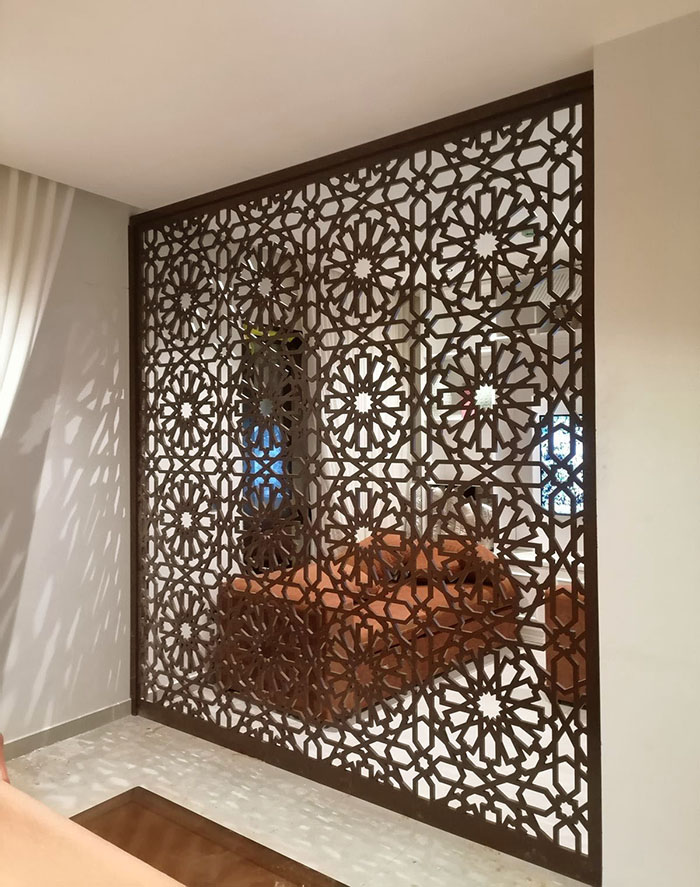 Vách ngăn phòng khách gỗ công nghiệp